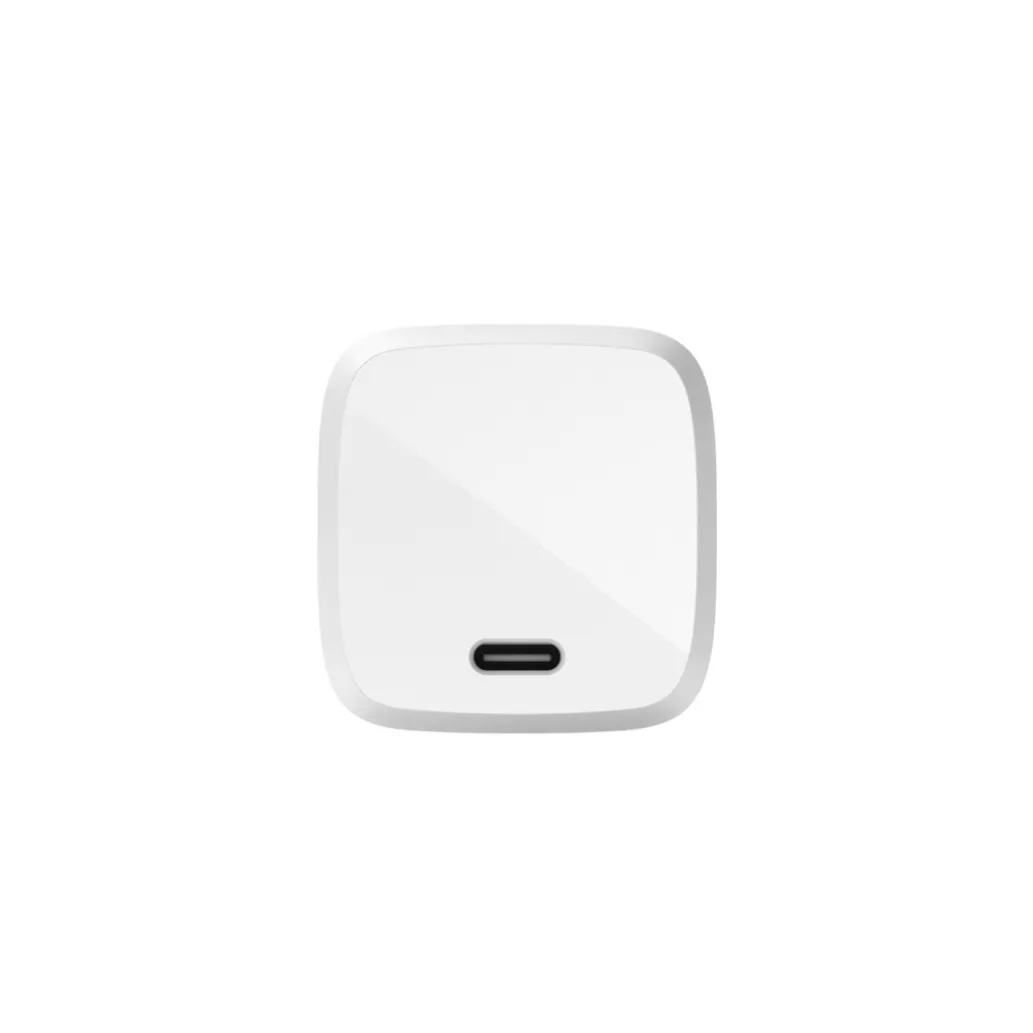 Napajalnik univerzalni Belkin USB-C 30W bel (WCH001vfWH) Napajalnik univerzalni Belkin USB-C 30W bel (WCH001vfWH)