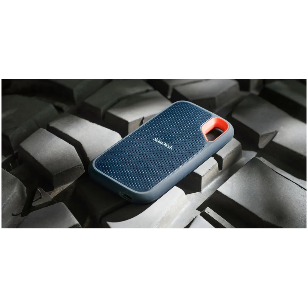 Prenosni disk SSD 1TB USB-C USB-A Sandisk Extreme Portable 1050/1000MB/s - črna (SDSSDE61-1T00-G25) Prenosni disk SSD 1TB USB-C USB-A Sandisk Extreme Portable 1050/1000MB/s - črna (SDSSDE61-1T00-G25)