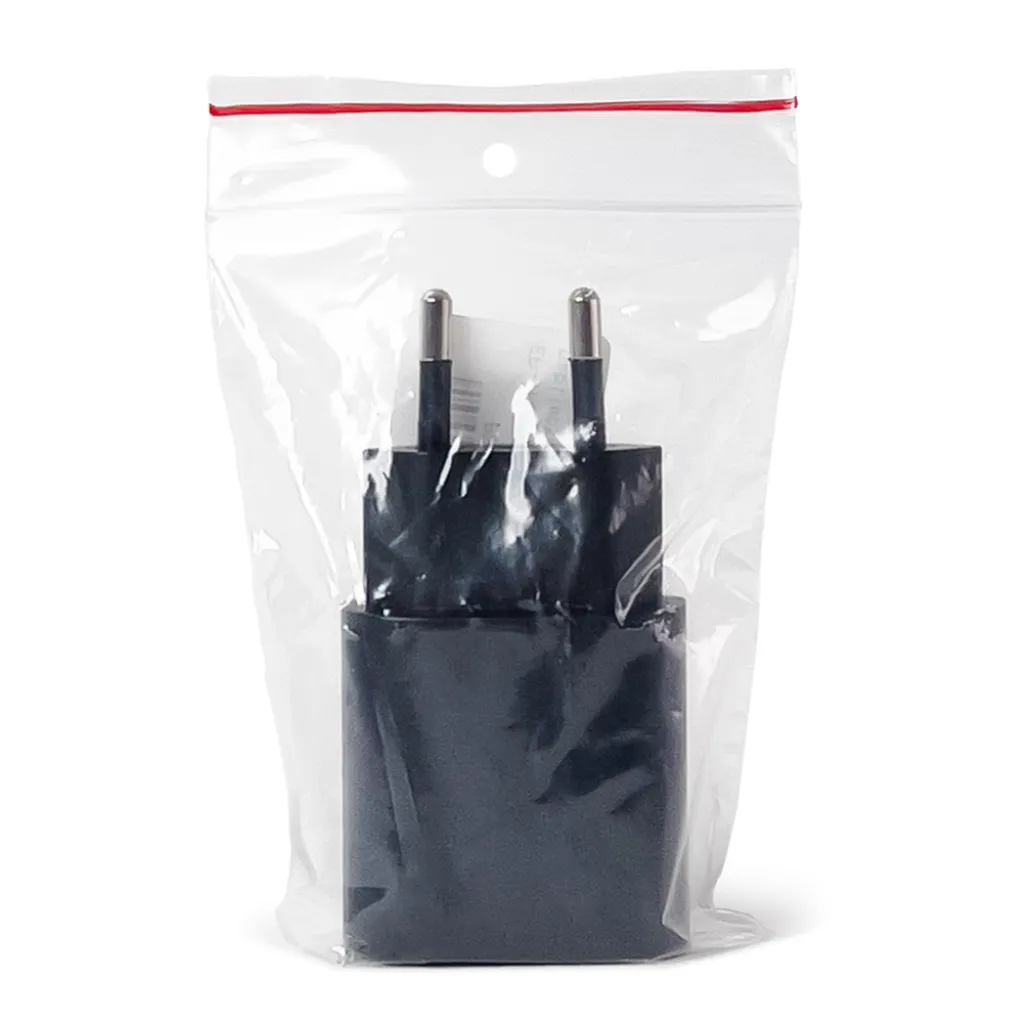 Hišni polnilec 25W 100-240V => USB-C Samsung hitri črn brez embalaže (EP-TA800EBE-OEM) Hišni polnilec 25W 100-240V => USB-C Samsung hitri črn brez embalaže (EP-TA800EBE-OEM)