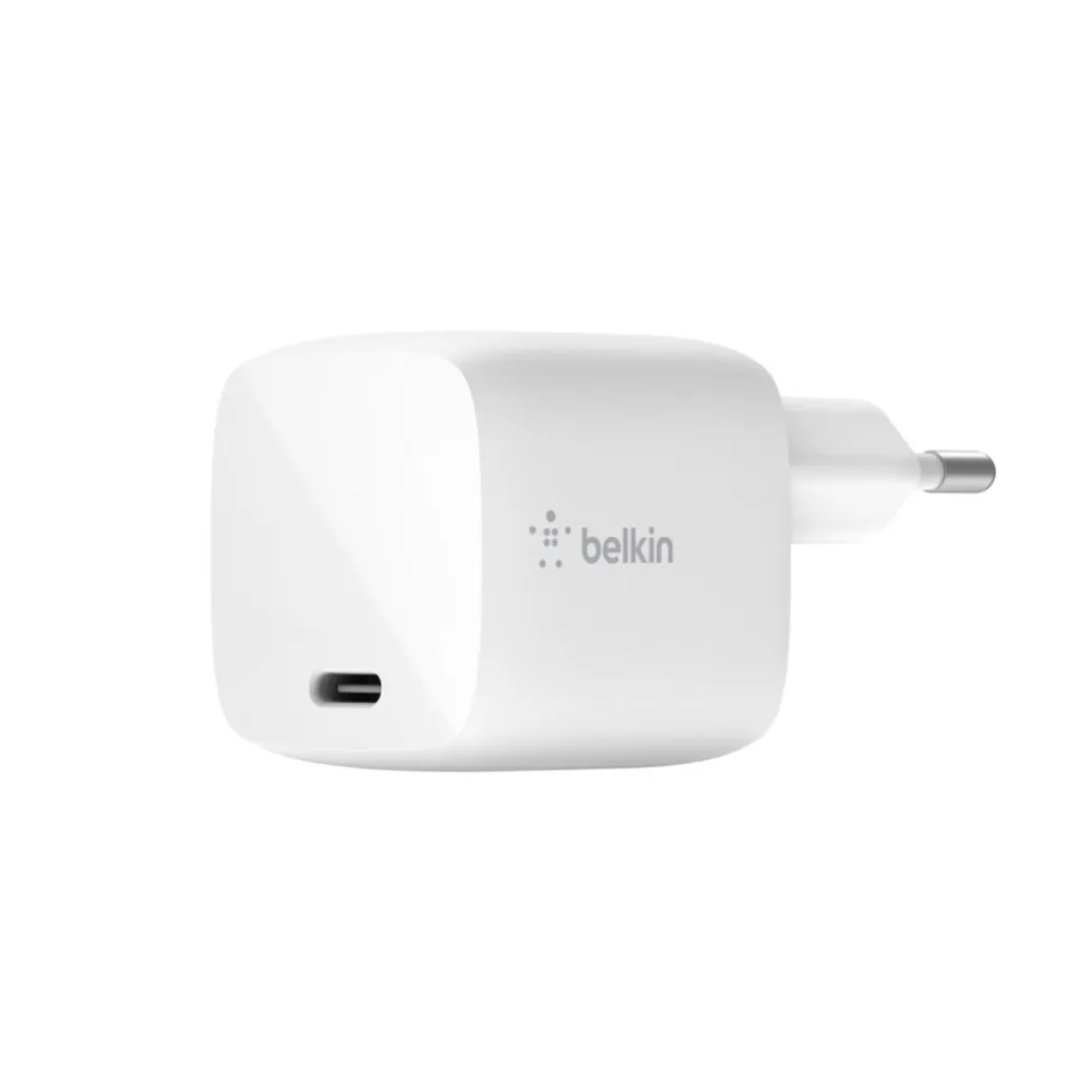 Napajalnik univerzalni Belkin USB-C 30W bel (WCH001vfWH) Napajalnik univerzalni Belkin USB-C 30W bel (WCH001vfWH)