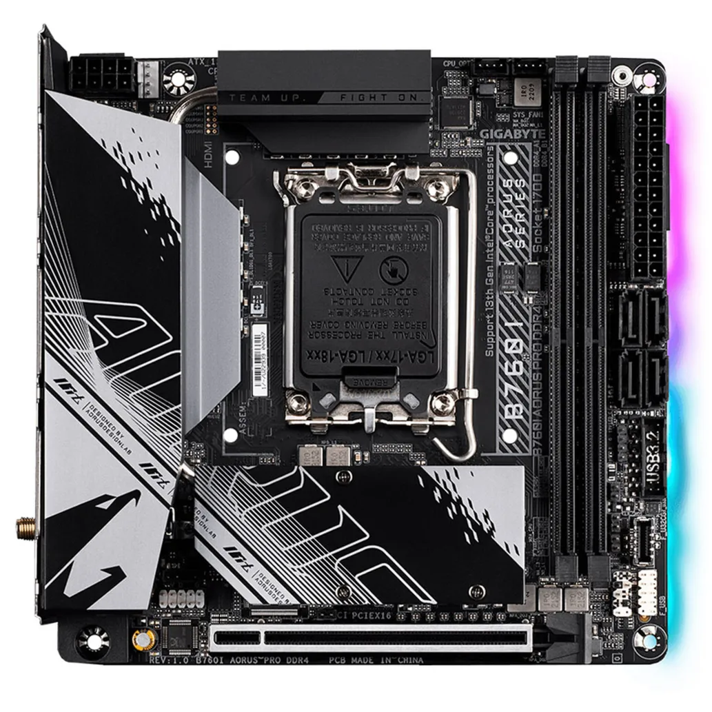 Osnovna plošča 1700 GigaByte B760I AORUS PRO DDR4 miniITX 1xHDMI 2.1 1xDisplayPort 1.2 Osnovna plošča 1700 GigaByte B760I AORUS PRO DDR4 miniITX 1xHDMI 2.1 1xDisplayPort 1.2