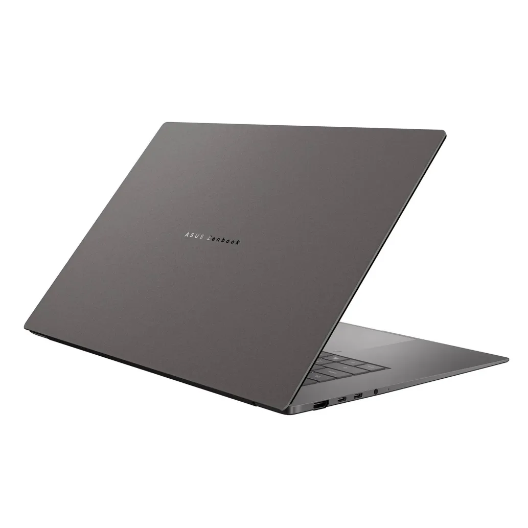 Prenosnik Asus 40,64 cm (16,0") Zenbook S16 2880x1800 OLED na dotik 500nit 120Hz Ryzen AI 9 465/32GB/SSD2TB/BL/AI Chip: 50 TOPs/CER-ALU/AMD Radeon 880M/Win11Pro (90NB17H6-M00DW0) Prenosnik Asus 40,64 cm (16,0") Zenbook S16 2880x1800 OLED na dotik 500nit 120Hz Ryzen AI 9 465/32GB/SSD2TB/BL/AI Chip: 50 TOPs/CER-ALU/AMD Radeon 880M/Win11Pro (90NB17H6-M00DW0)